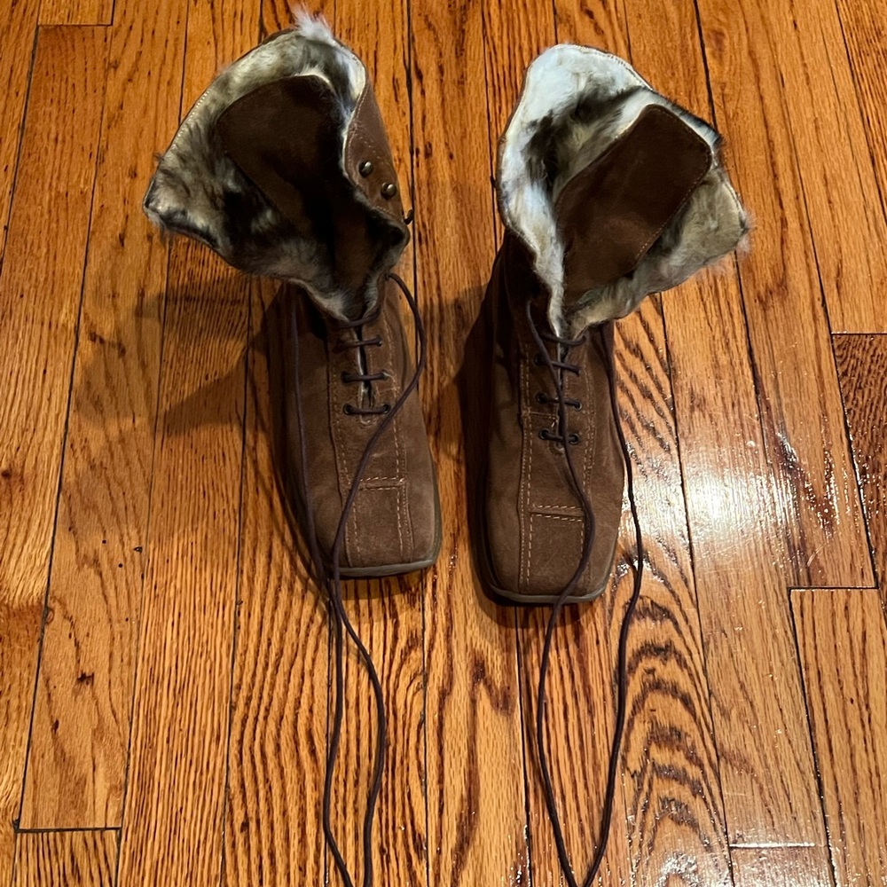 New NIB Touch tango brown boots so 39 / 8.5 warm faux fur lining